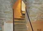 Aufgang vom Gewölbekeller zum Degustationsraum und Küche